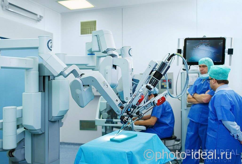 Новый хирургический робот Da Vinci в операционной ФГБУ ЦКБ Управления Делами Президента, фото 1